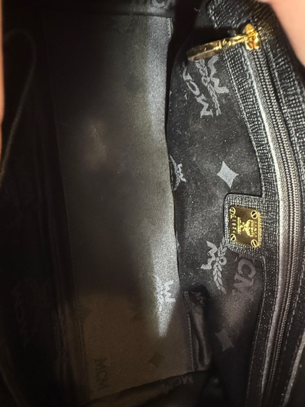 MCM Vintage Black Leather Boston Satchel Barrel Bag Made in Korea Authentic - Picture 15 of 17